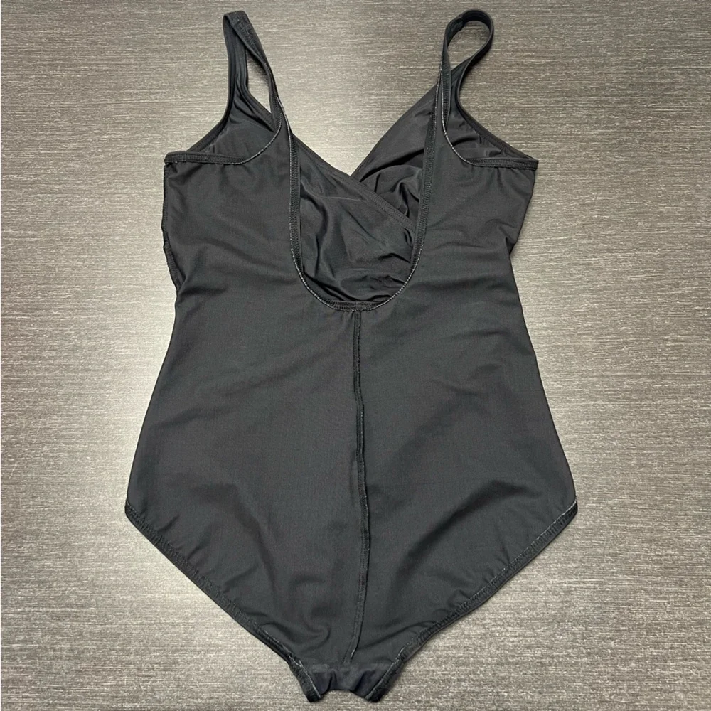 Miraclesuit Oceanus Black One Piece Slimming Swimsuit Large